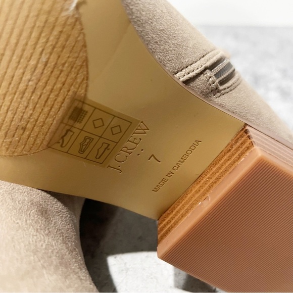 J Crew Suede Leather Flat Ankle Booties Boot Tan Zip Size 7 NEW - Picture 3 of 6